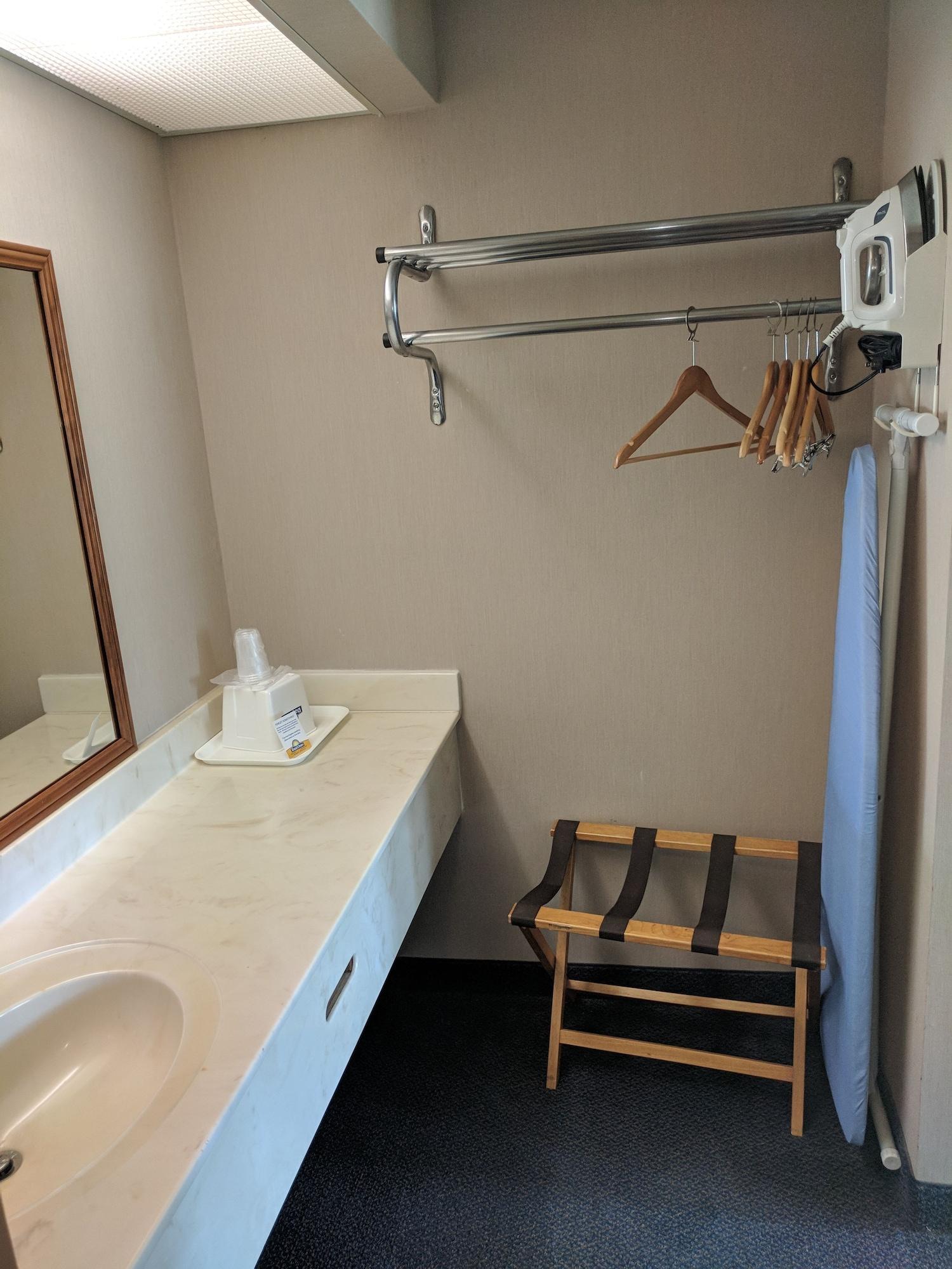 Days Inn By Wyndham Seguin Tx Extérieur photo