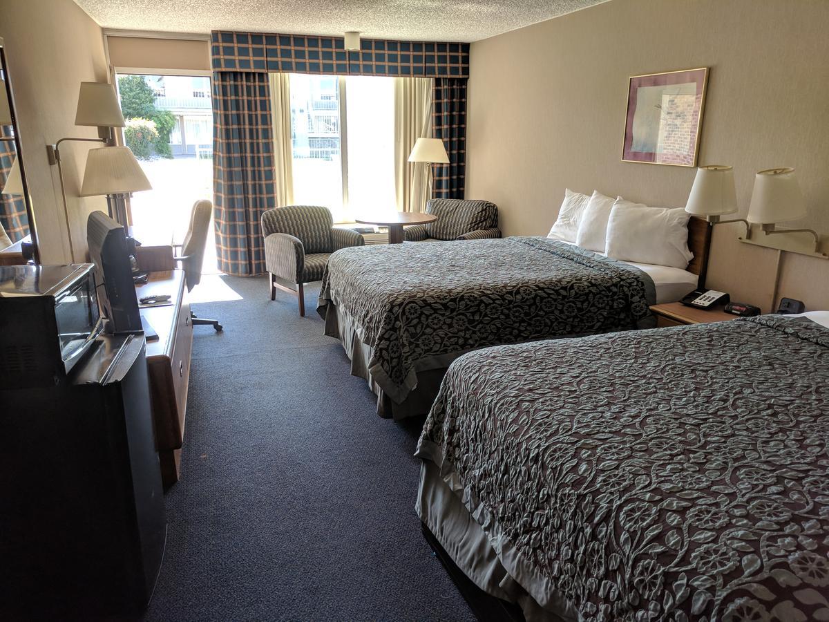Days Inn By Wyndham Seguin Tx Extérieur photo